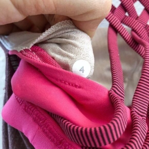 LULULEMON Slay The Studio 2-In-1 Medium Support Size 4 - Picture 7 of 9